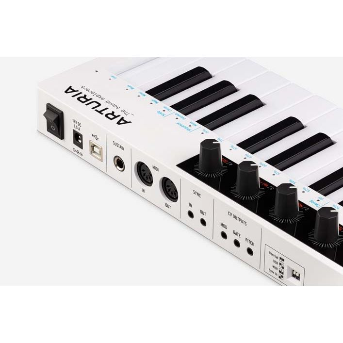 Arturia KeyStep 37 | 37-note controller, with included software
