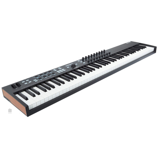 KeyLab Essential 88 Black by Arturia | MIDI keyboard, 88 note great feeling, light-weight Master Controller