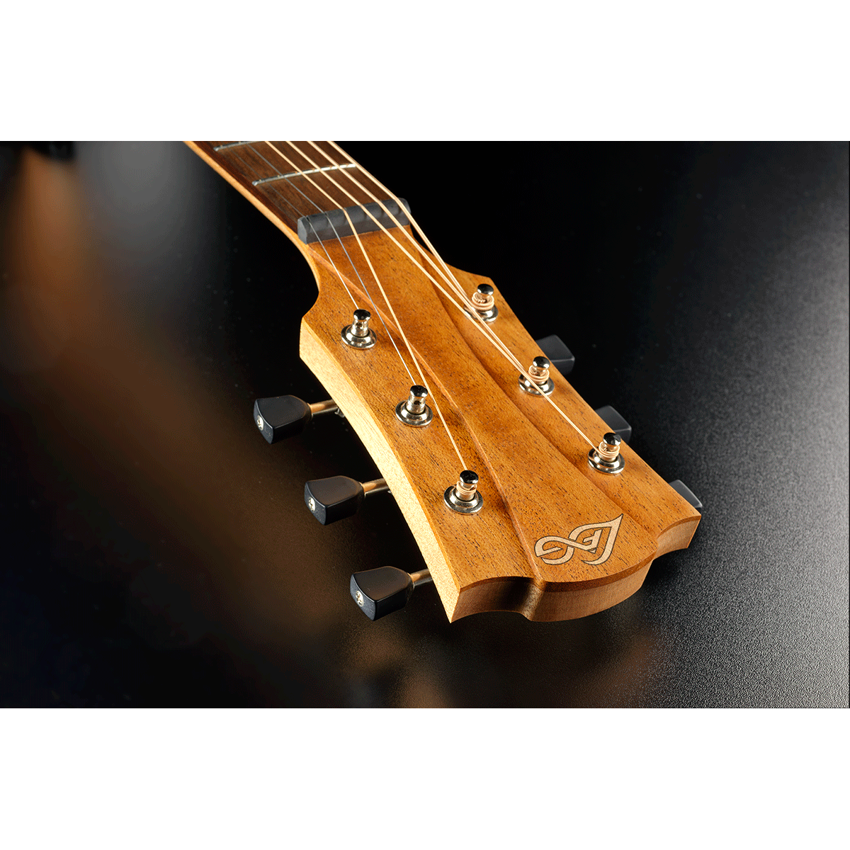 Steel Strings Acoustic Guitar Tramontane 70 by Lâg | T70D-BLS Dreadnought | Black