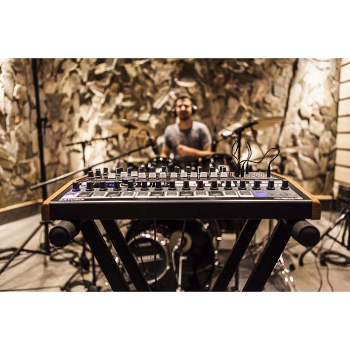 MiniBrute 2S by Arturia | Analog sequencer-synth with comprehensive modular patchbay with included software