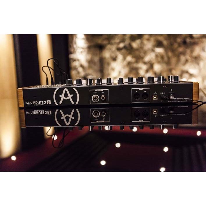 MiniBrute 2S by Arturia | Analog sequencer-synth with comprehensive modular patchbay with included software