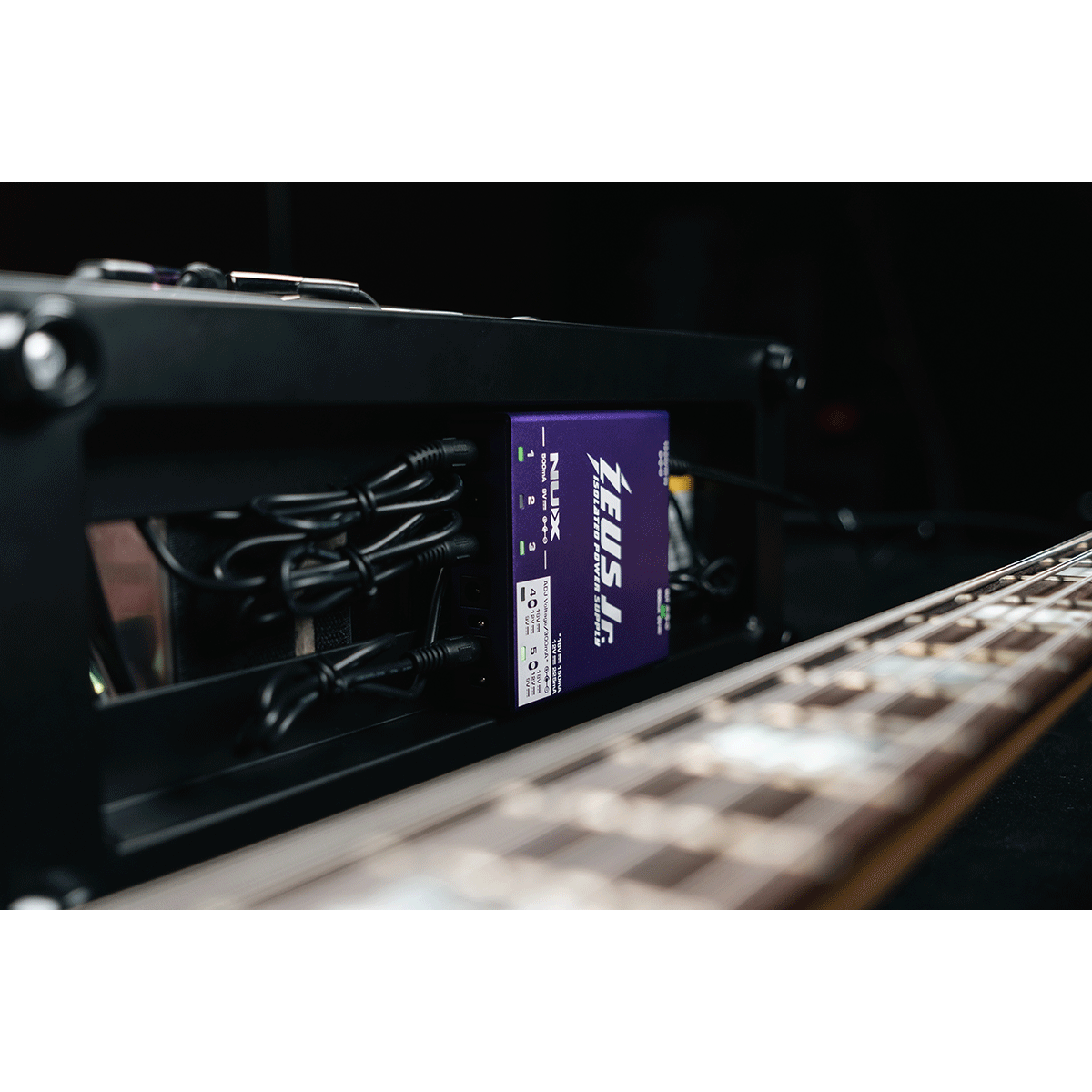 NUX Zeus Junior Power Supply for Electric Guitar and Bass Pedals | 6 Isolated DC Outputs
