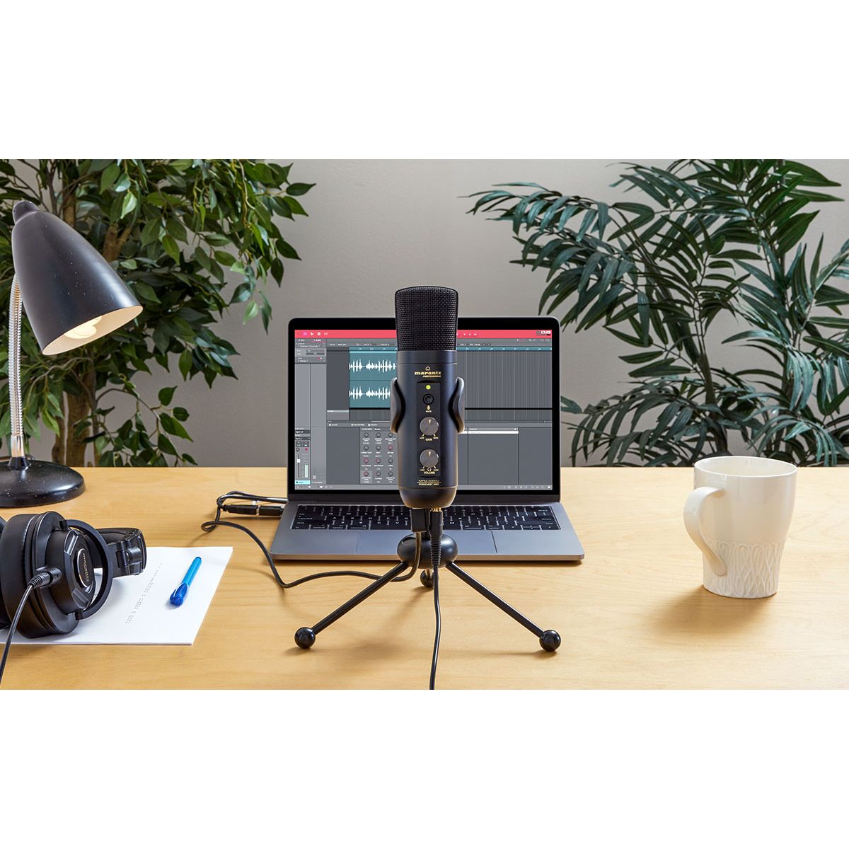 Marantz Pro MPM-4000U Podcast Mic - USB Condenser Microphone With Mixer and Headphone Output| Podcasting, Live Streaming, YouTube, Twitch, Recording