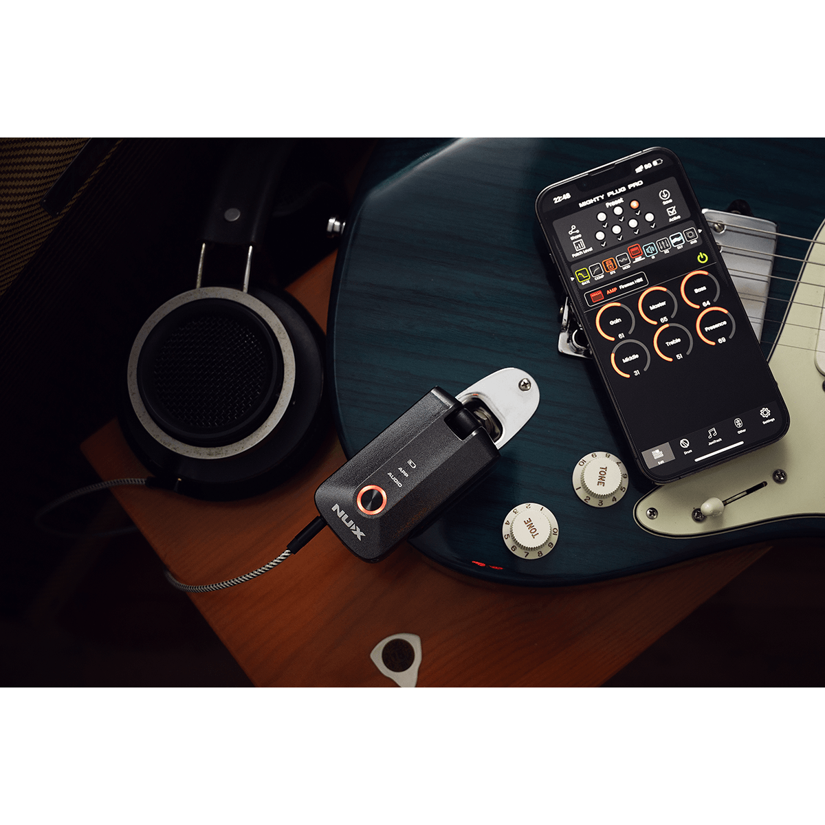 MIGHTY-PLUG PRO by NUX | Portable Guitar and Bass Amp Modeling Earphone Amplug | MP-3 | MNU MIGHTY-PLUG-PRO