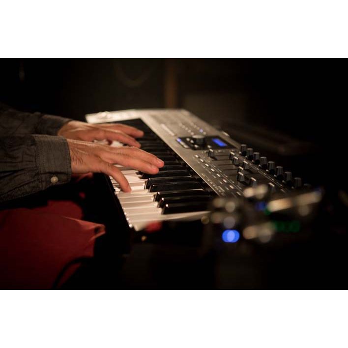 Arturia KeyLab MkII 49 | MIDI controller, 49 luxurious keys, Included software, Black