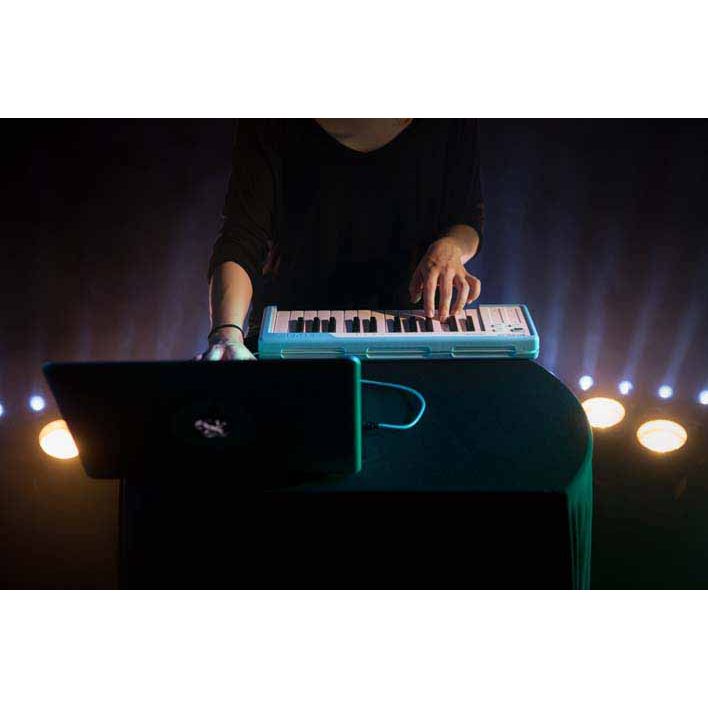 Arturia MicroLab | 25-key controller keyboard with high-quality mini-keys, 2 touch strips, Free software instruments and recording software, Blue