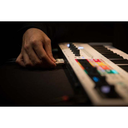 KeyStep Pro by Arturia | Hardware keyboard with advanced sequencer and arpeggiator, with included software