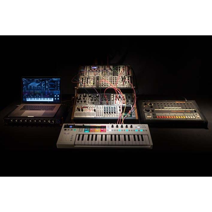 KeyStep Pro by Arturia | Hardware keyboard with advanced sequencer and arpeggiator, with included software